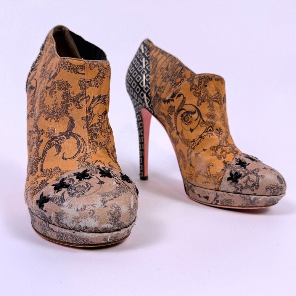 Y2K Versace Bootie Women 38.5 (US 8.5) Tan Baroque Print Platform Stiletto Heel